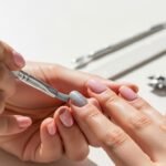 How to Do Glitter Nail Art Without Mess